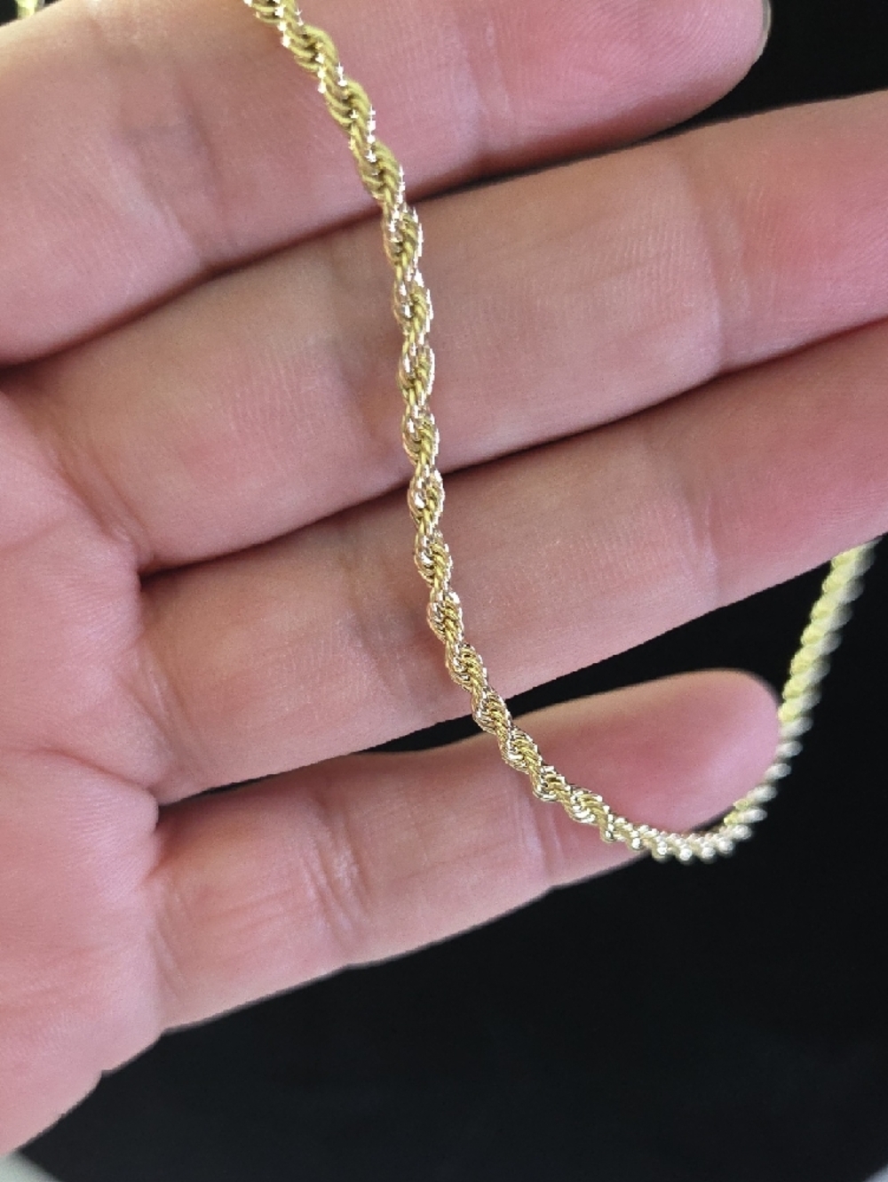 Classic Gold Rope Chain Necklace - Gold - Picture 3 of 3